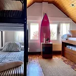 בית נופש Waves Sound Surf House Completo *